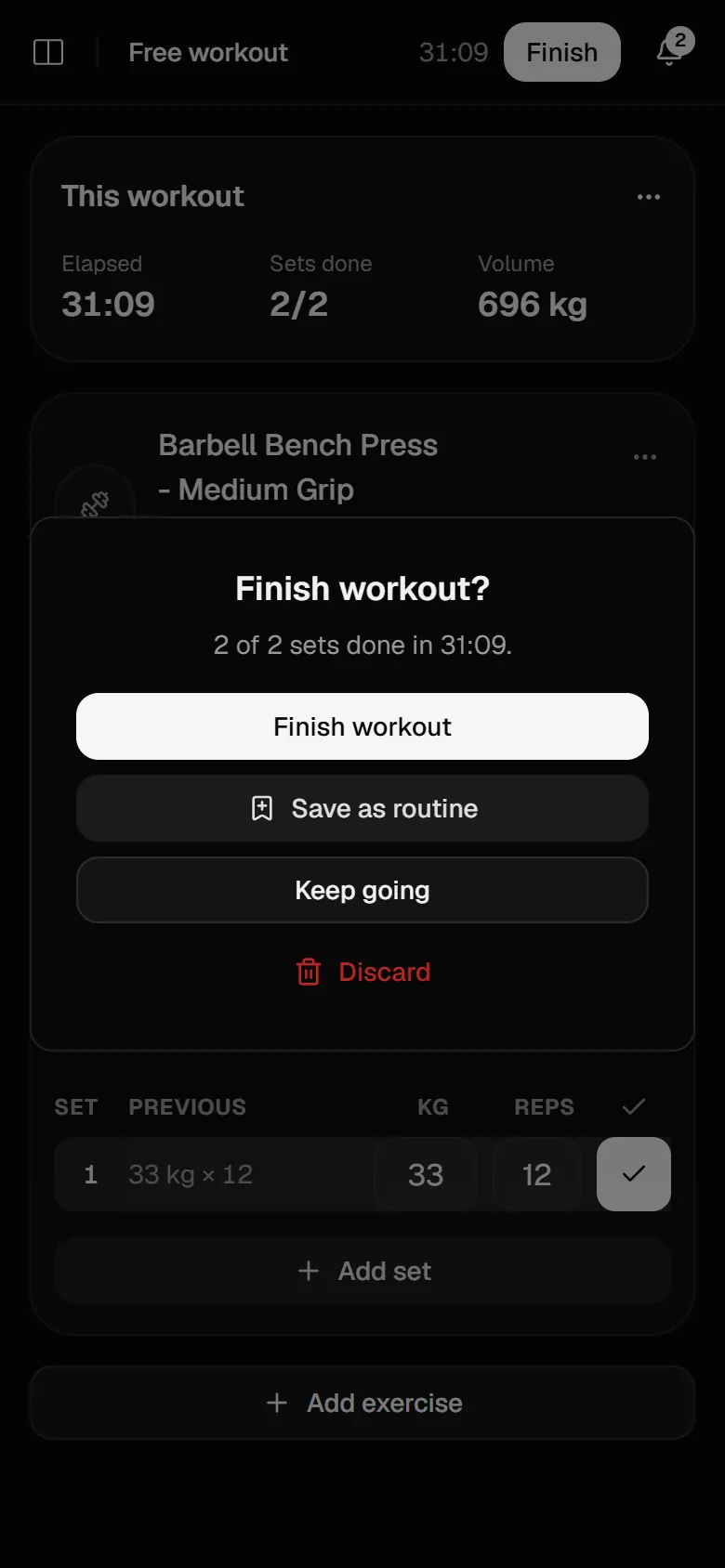 Finishing a free workout: 2 of 2 sets done in 31:09, with buttons to finish, save as a routine, keep going or discard.